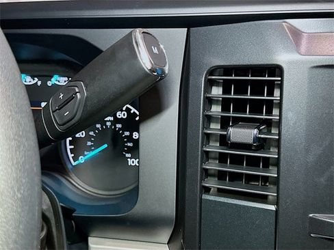 New 2025 Ford F550 4x4 Supercab Super Duty image 11