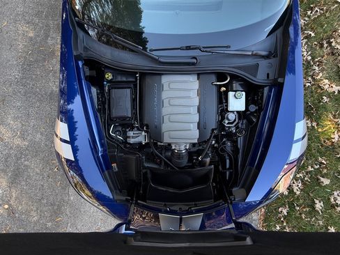 Used 2018 Chevrolet Corvette Stingray Convertible image 75