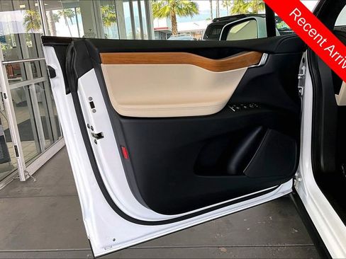 Used 2019 Tesla Model X Long Range image 20