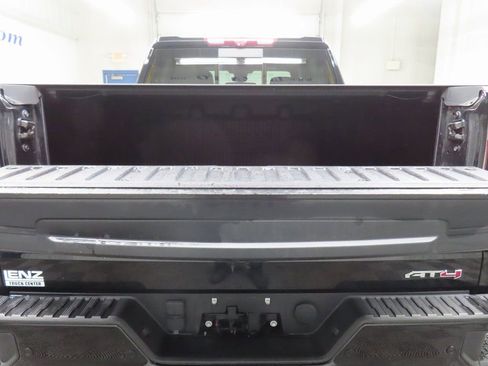 Used 2022 GMC Sierra 1500 AT4 w/ AT4 Premium Package image 42
