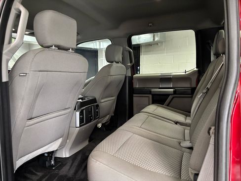 Used 2018 Ford F150 XLT w/ Equipment Group 302A Luxury AWD/4WD image 19