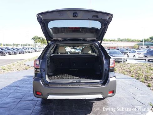 Certified 2025 Subaru Outback Limited image 7