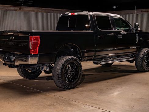 Used 2020 Ford F250 Lariat w/ Lariat Value Package AWD/4WD image 9