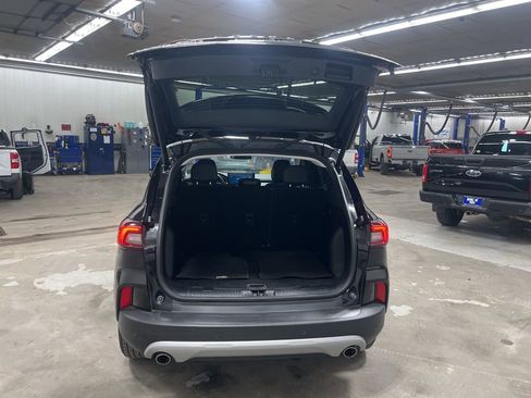 Used 2025 Ford Escape Platinum image 12
