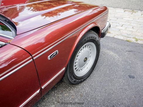 Used 1988 Jaguar XJ Vanden Plas RWD image 61