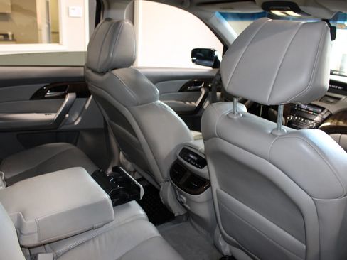 Used 2010 Acura MDX AWD/4WD image 32