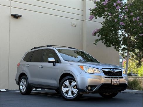 Used 2014 Subaru Forester 2.5i Limited w/ Popular Package #2 AWD/4WD image 27