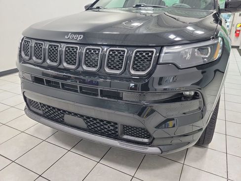 Used 2023 Jeep Compass High Altitude AWD/4WD image 23