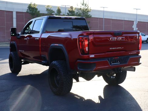 Used 2023 GMC Sierra 2500 Denali image 6