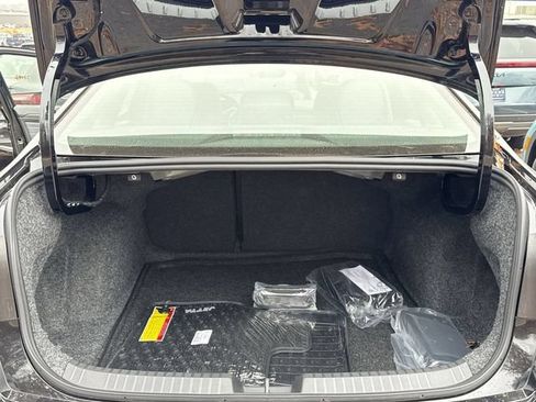 Used 2026 Volkswagen Jetta SEL FWD image 10