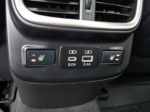 Used 2023 Subaru Outback Limited XT AWD/4WD image 12