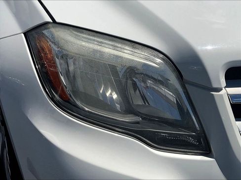 Used 2015 Mercedes-Benz GLK 350 4MATIC image 32