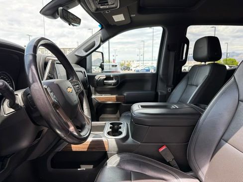 Used 2020 Chevrolet Silverado 1500 High Country w/ Technology Package AWD/4WD image 20