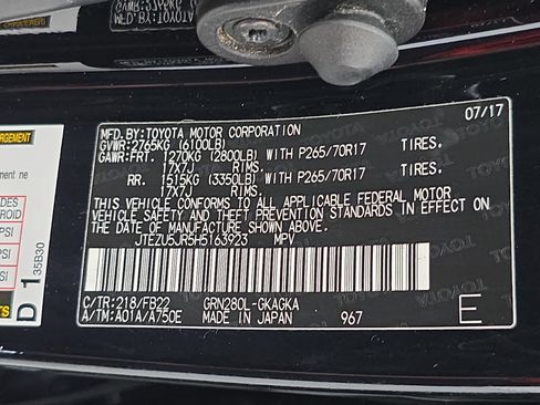 Used 2017 Toyota 4Runner SR5 RWD image 34