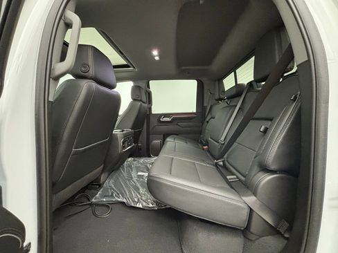 New 2025 GMC Sierra 2500 Denali w/ Denali Reserve Package image 45