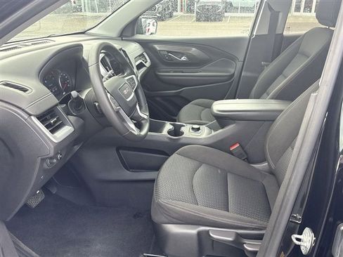 Used 2023 GMC Terrain SLE FWD image 18