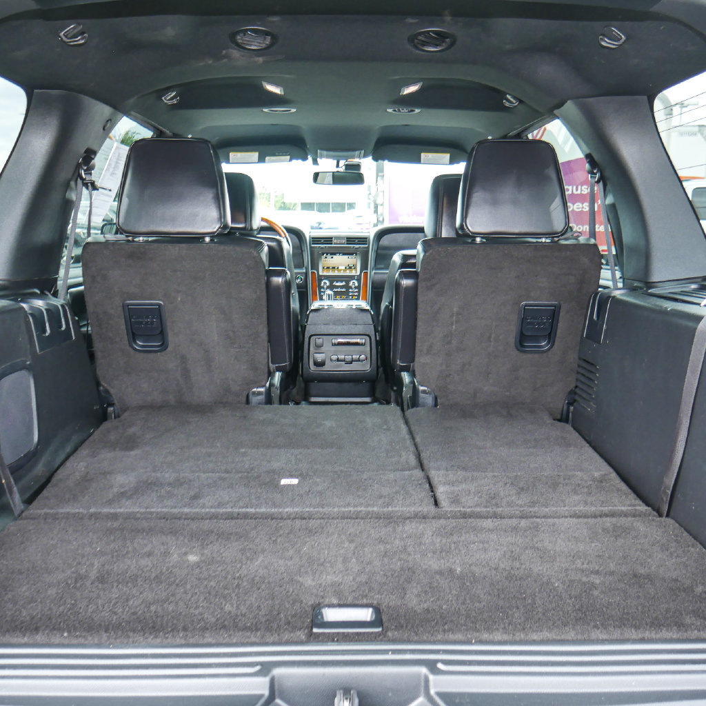 Used 2016 Lincoln Navigator Select AWD/4WD image 22