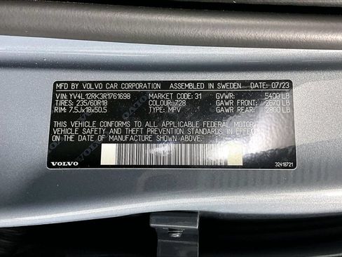Used 2024 Volvo XC60 B5 Core AWD/4WD image 32