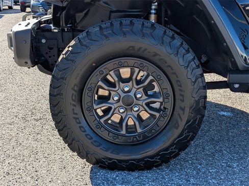 Used 2021 Jeep Wrangler Unlimited Rubicon w/ Dual Top Group image 11