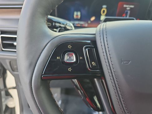 New 2026 Lincoln Aviator Reserve image 17