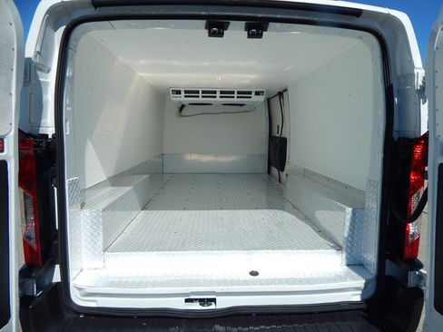 Used 2018 Ford Transit 250 148 Low Roof RWD image 3