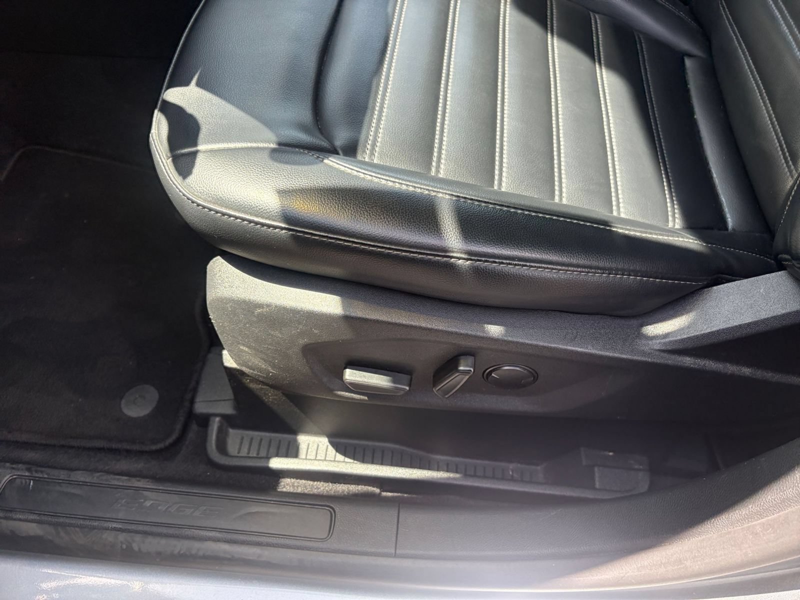 Used 2024 Ford Edge SEL AWD/4WD image 22