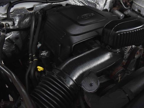 Used 2018 Chevrolet Silverado 3500 W/T RWD image 29
