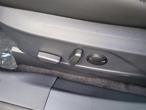 New 2025 Ford Mustang Mach-E Premium image 18