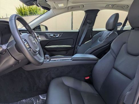 Used 2024 Volvo S60 B5 Plus w/ Climate Package AWD/4WD image 22