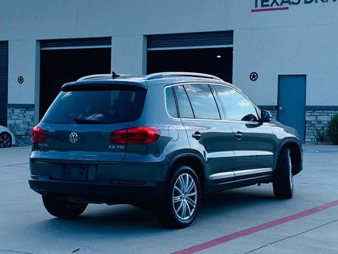 Used 2012 Volkswagen Tiguan SE image 13