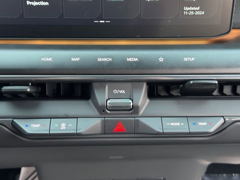 Used 2024 Kia EV9 GT-Line image 30