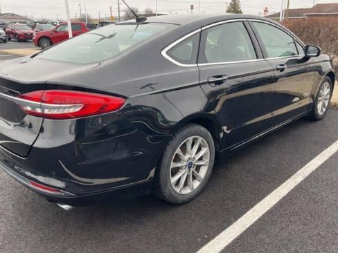 Used 2018 Ford Fusion Energi SE image 5