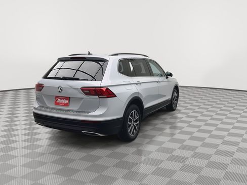 Used 2019 Volkswagen Tiguan SEL Premium R-Line FWD image 35