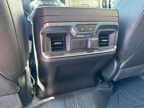 Used 2020 GMC Sierra 1500 Denali w/ Denali Ultimate Package AWD/4WD image 20