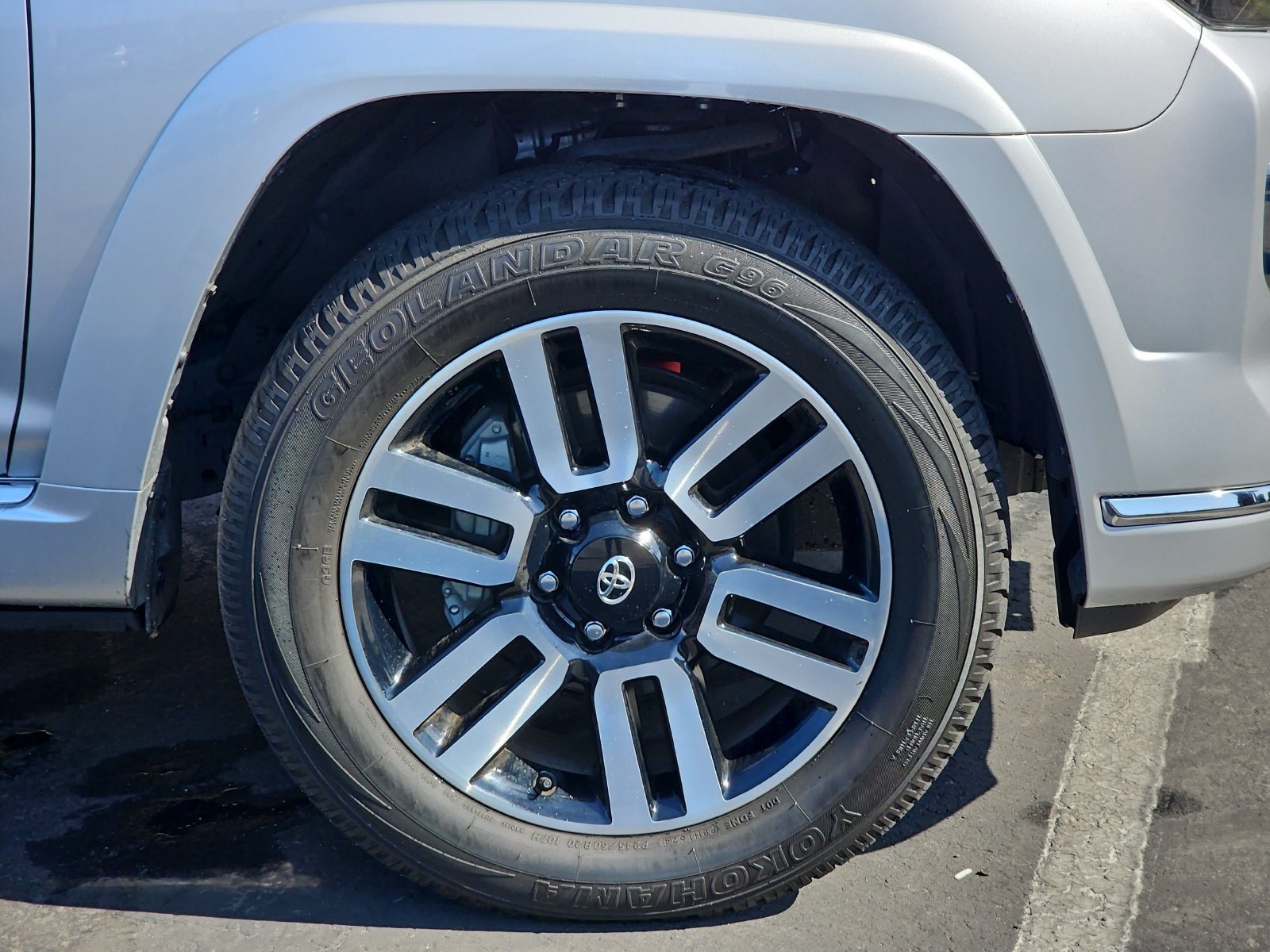 Used 2024 Toyota 4Runner Limited AWD/4WD image 10