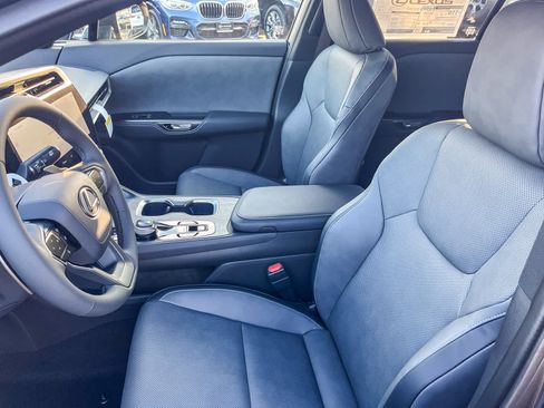 New 2026 Lexus RZ 450e Premium image 18