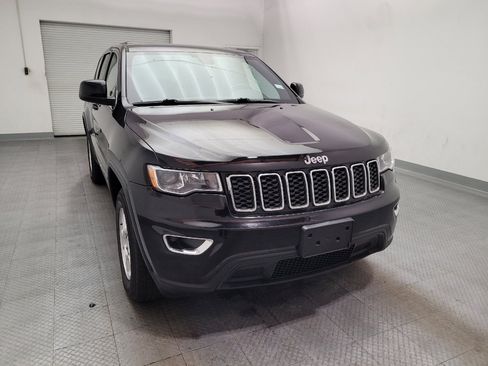Used 2017 Jeep Grand Cherokee Laredo AWD/4WD image 14