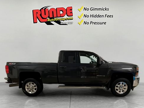 Used 2015 Chevrolet Silverado 2500 LT w/ LT Convenience Package image 6