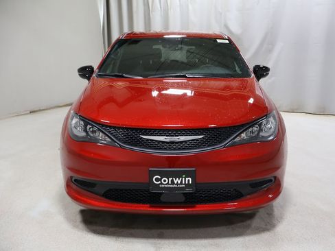 New 2026 Chrysler Voyager LX image 2