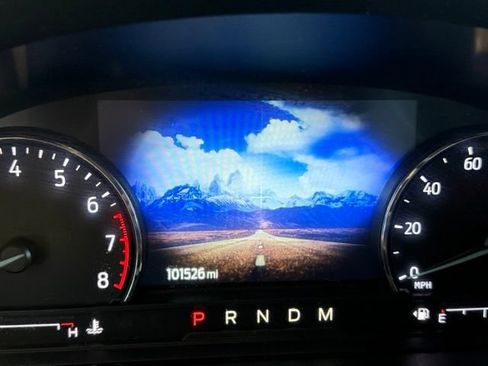 Used 2020 Ford Explorer XLT AWD/4WD image 12