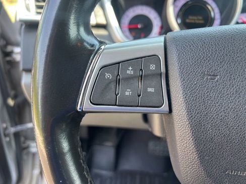 Used 2011 Cadillac SRX 2WD image 22