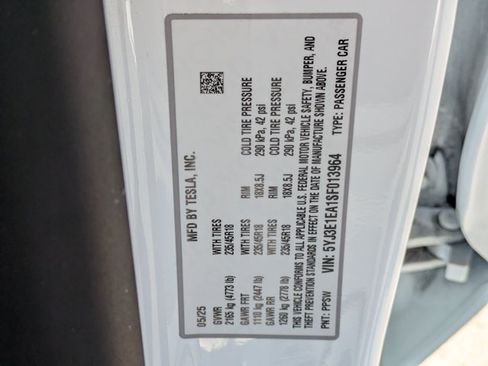 Used 2025 Tesla Model 3 Long Range RWD image 27