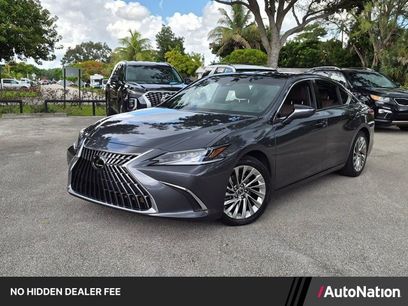 Used 2023 Lexus ES 350 Ultra Luxury w/ Accessory Package (Z2)