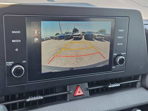 Certified 2024 Kia Sportage LX FWD image 27