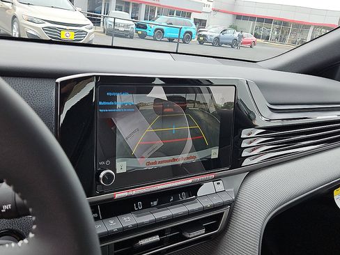 Certified 2026 Toyota Camry SE w/ Convenience Package FWD image 15