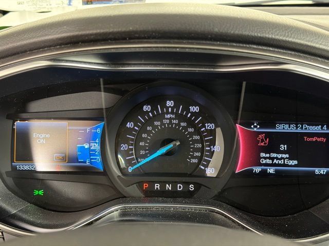 Used 2017 Ford Fusion SE w/ Fusion SE Technology Package FWD image 21