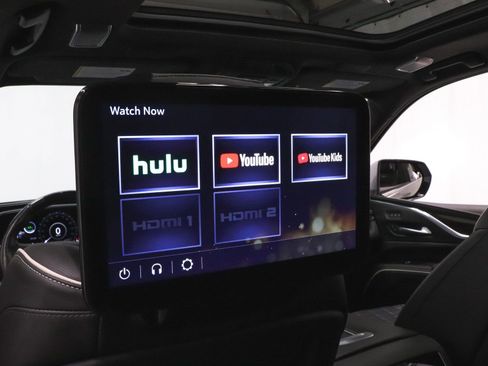 Used 2024 Cadillac Escalade Premium Luxury Platinum image 25