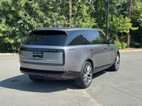 Used 2023 Land Rover Range Rover Long Wheelbase Autobiography AWD/4WD image 12