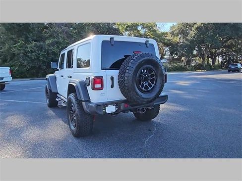 Used 2023 Jeep Wrangler Unlimited Sport image 28