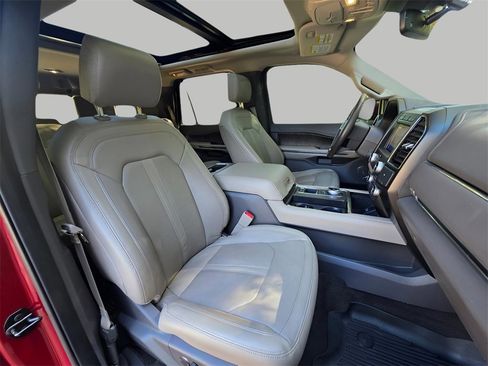 Used 2020 Ford Expedition Limited w/ Texas Edition Package image 18